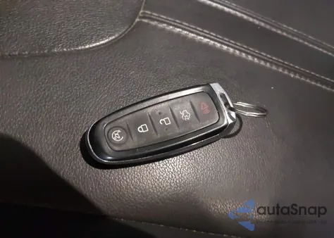 2013 Ford Focus Titanium from USA, damaged, VIN 1FADP3J23DL207989